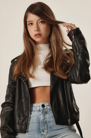 Escort Lara from Central London