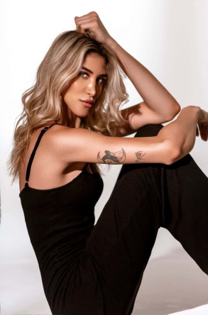 Escort Partula from Central London